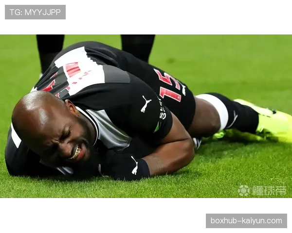 达拉斯飞翼后卫阿丽莎·格雷因膝盖伤势，将无限期休战